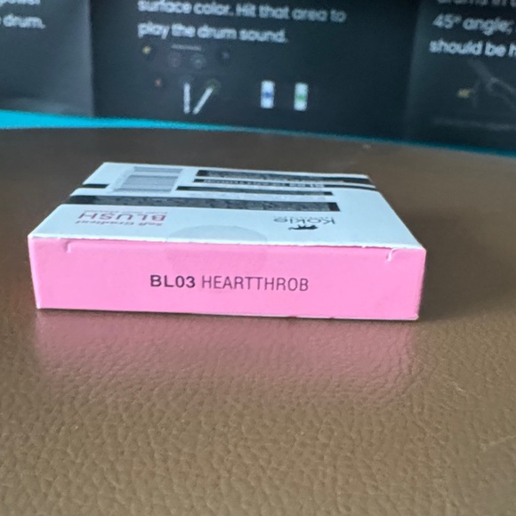 Professional Soft Gradient Blush - Pink - Picture 2 of 2